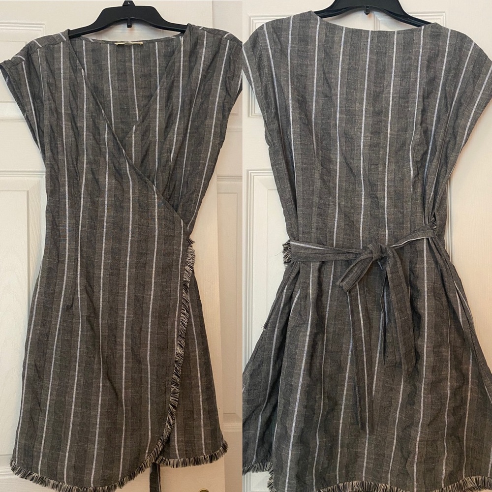 Listicle Grey Stripped Wrap Dress in Size M